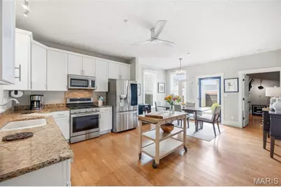 3204 Rue Royale Way, Saint Charles, MO 63301 - Photo 8