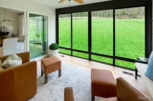 1647 Ridgefield Blf Ct, Eureka, MO 63025 - Photo 8