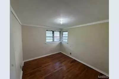 7739 W Bruno Avenue, Richmond Heights, MO 63117 - Photo 8