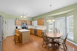 700 Juniper Glen Ct, Ballwin, MO 63021 - Photo 8