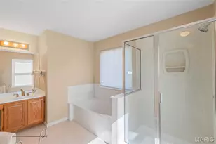 700 Juniper Glen Ct, Ballwin, MO 63021 - Photo 22