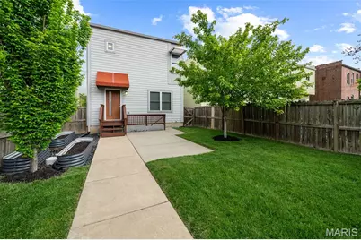 4254 McRee Avenue, Saint Louis, MO 63110 - Photo 2