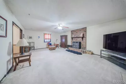 402 Locust Street, Cuba, MO 65453 - Photo 14