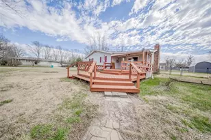 402 Locust St, Cuba, MO 65453 - Photo 40