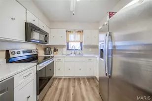 402 Locust St, Cuba, MO 65453 - Photo 18
