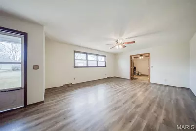 402 Locust Street, Cuba, MO 65453 - Photo 30