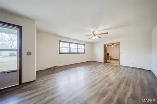 402 Locust St, Cuba, MO 65453 - Photo 30