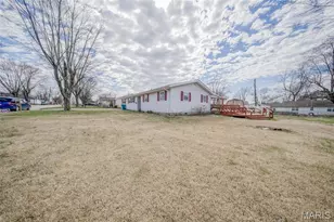 402 Locust St, Cuba, MO 65453 - Photo 38