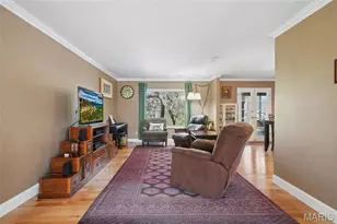 15261 Golden Rain Dr, Chesterfield, MO 63017 - Photo 8