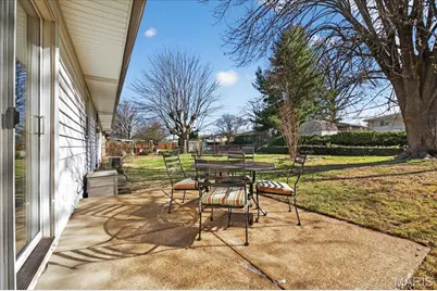 686 Damascus Drive, Saint Louis, MO 63125 - Photo 26