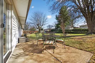 686 Damascus Dr, Saint Louis, MO 63125 - Photo 26