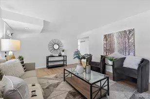 686 Damascus Dr, Saint Louis, MO 63125 - Photo 4