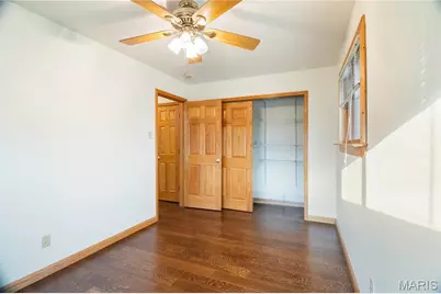 576 Clager Drive, Mehlville, MO 63125 - Photo 8