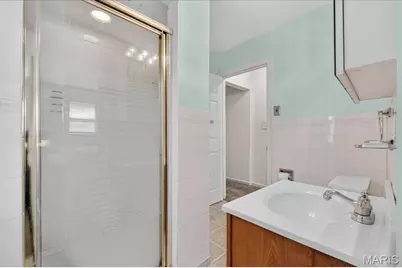 116 Graham Road, Florissant, MO 63031 - Photo 18