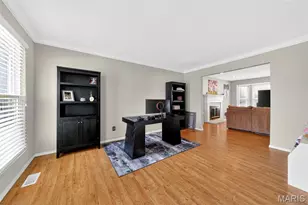 1 Belcourt Cir, Saint Charles, MO 63304 - Photo 10