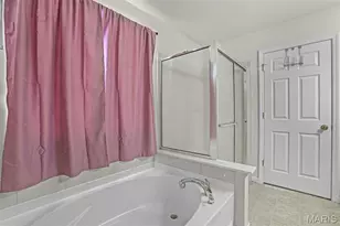 420 Country Stone Dr, Lake Saint Louis, MO 63367 - Photo 18