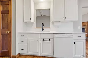 4 McKinley Pointe Ct, Saint Charles, MO 63301 - Photo 16