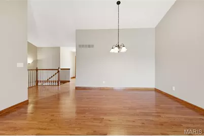 4 McKinley Pointe Court, Saint Charles, MO 63301 - Photo 8