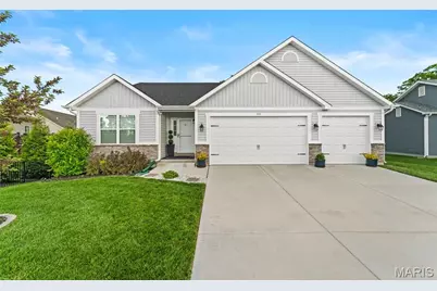 415 Knothole Lane, Wentzville, MO 63385 - Photo 2