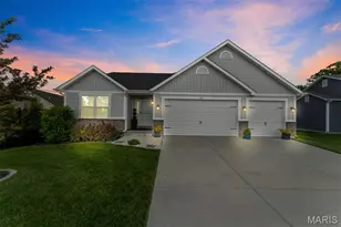 415 Knothole Ln, Wentzville, MO 63385 - Photo 1