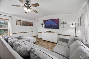 17007 Dogwood Dr, Lebanon, MO 65536 - Photo 8