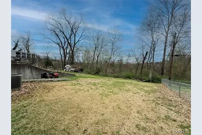 4118 E Donaldson Drive, Saint Louis, MO 63129 - Photo 4