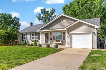 1901 W Adams Street, Saint Charles, MO 63301 - Photo 4