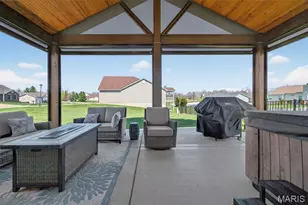 401 Shady River Dr, Saint Paul, MO 63366 - Photo 2