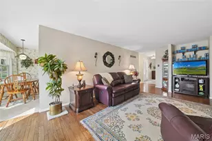 5776 Karamar Dr, Unincorporated, MO 63128 - Photo 10