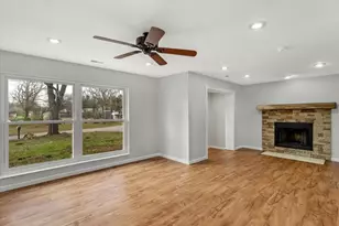 105 Lavernel Dr, Fenton, MO 63026 - Photo 6