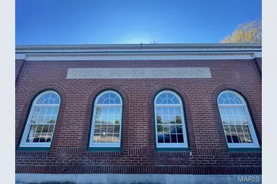 426 W Front Street, Washington, MO 63090 - Photo 2