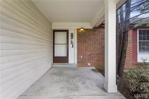 61 Majestic Ct, Fenton, MO 63026 - Photo 2