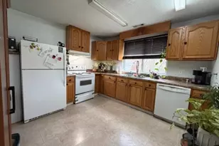 721 Cynthia St, Poplar Bluff, MO 63901 - Photo 6