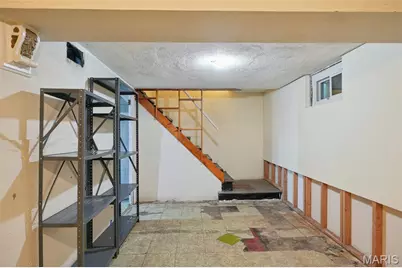 705 S Lafayette Street, Florissant, MO 63031 - Photo 22