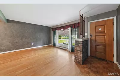 705 S Lafayette Street, Florissant, MO 63031 - Photo 4