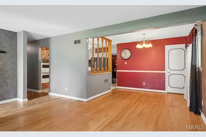 705 S Lafayette Street, Florissant, MO 63031 - Photo 8