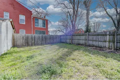 125 Koeln Avenue, Saint Louis, MO 63111 - Photo 24