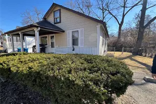 9060 Patrick Dr, Saint John, MO 63114 - Photo 10