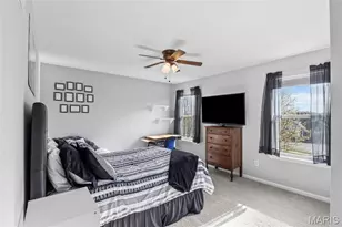 408 Hollowgate Ct, Lake Saint Louis, MO 63367 - Photo 20