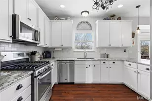 408 Hollowgate Ct, Lake Saint Louis, MO 63367 - Photo 12