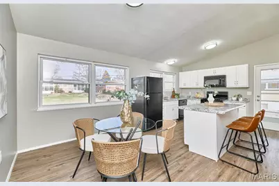 1635 Canter Drive, Florissant, MO 63033 - Photo 10