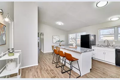 1635 Canter Drive, Florissant, MO 63033 - Photo 8