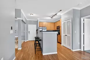 1251 Strassner Dr, Brentwood, MO 63144 - Photo 14