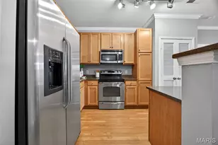 1251 Strassner Dr, Brentwood, MO 63144 - Photo 8