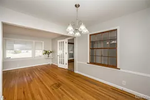 10217 Cabot Dr, Saint Louis, MO 63137 - Photo 10