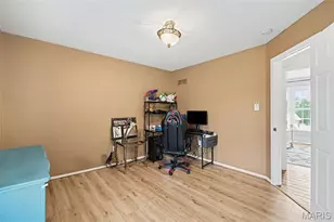 4717 Southridge Park Ct, Oakville, MO 63129 - Photo 22