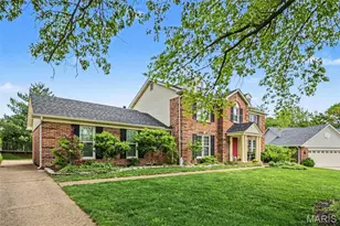4717 Southridge Park Ct, Oakville, MO 63129 - Photo 4