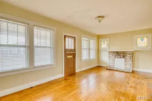 217 Emerling Dr, Normandy, MO 63121 - Photo 4