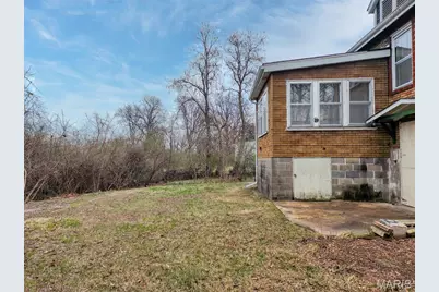 217 Emerling Drive, Normandy, MO 63121 - Photo 16