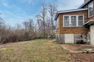 217 Emerling Dr, Normandy, MO 63121 - Photo 16